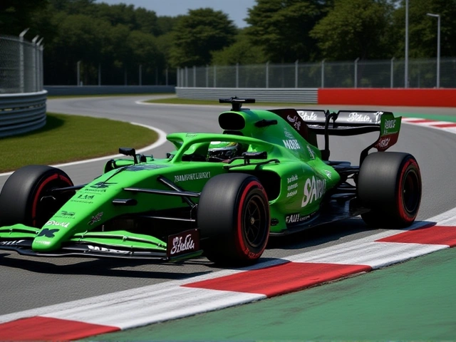 George Russell lidera pole no GP de Singapura 2025; veja onde assistir ao vivo